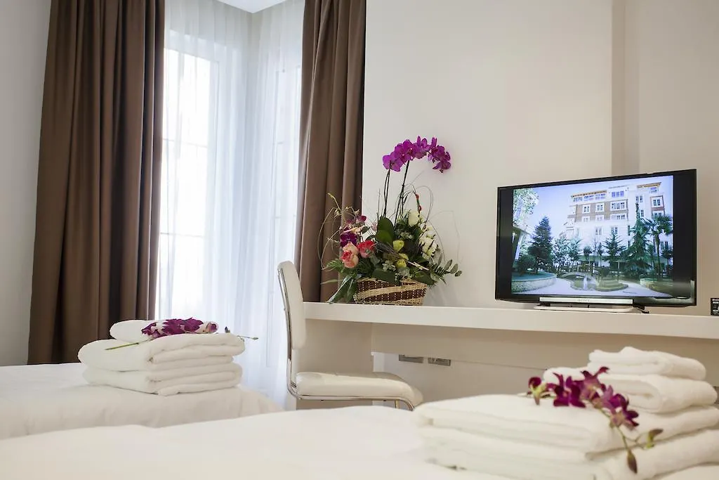 Prestige Hotel Τίρανα