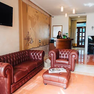 فندق Sar'otel Boutique, تيرانا